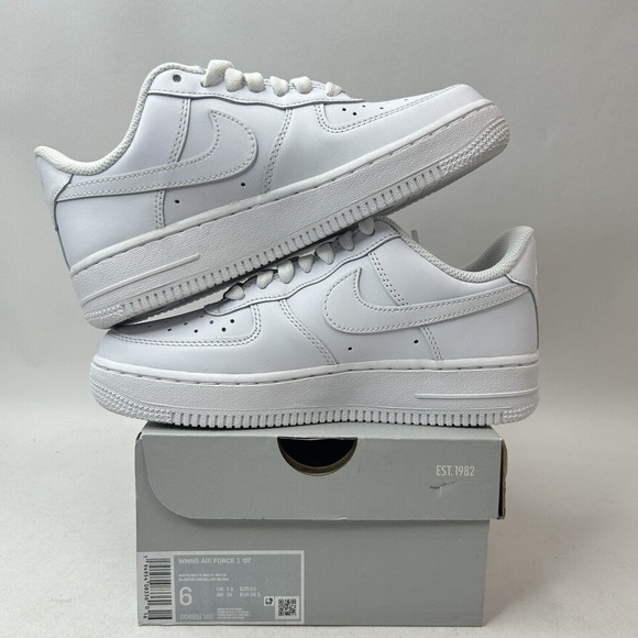 Nike Shoes Air Force 1 Low 07’ “Triple White" 2024 - Picture 3 of 5